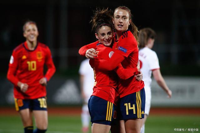 开云体育中国-西班牙女足风采十足！引爆热潮