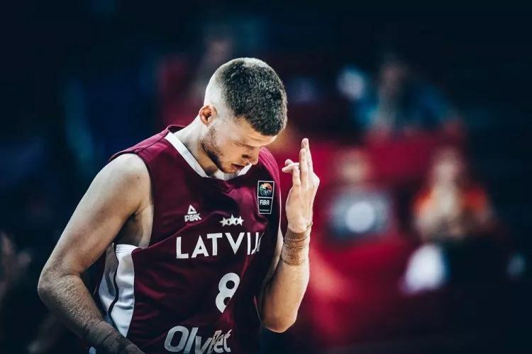 拉脱维亚国家队备战期间采取新措施