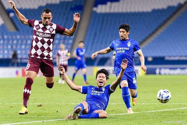 德波特尤诺队在主场比赛中取得胜利 德波特尤诺队在主场比赛中取得胜利