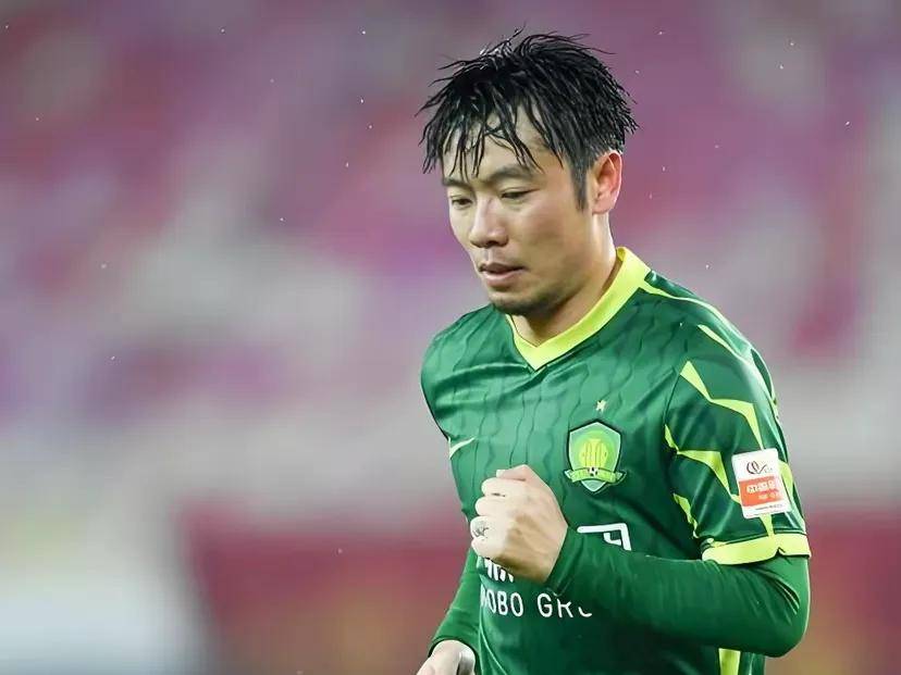 包含广东日之泉连续不败，稳固中超积分榜位置的词条