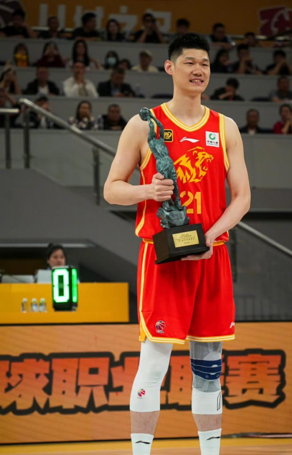 开云APP-广厦男篮实力获得认可，成为争冠热门