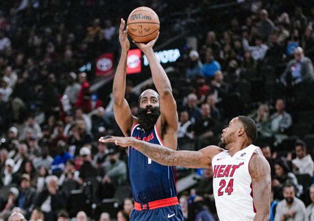 开云体育在线-关于热火对战快船，激烈的比赛即将展开的信息