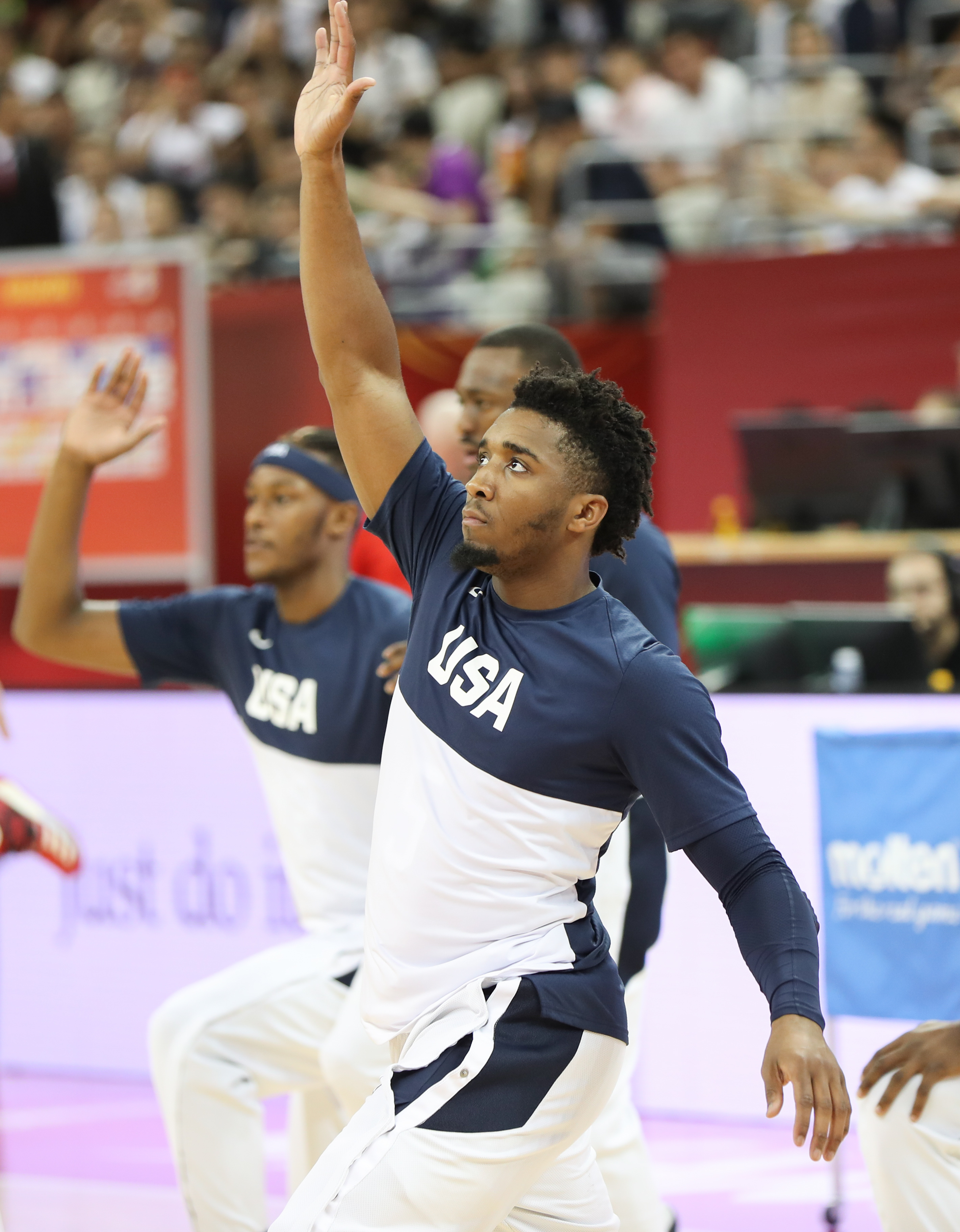 开云体育入口-捷克队疯狂进攻，突破防线取得胜利的简单介绍