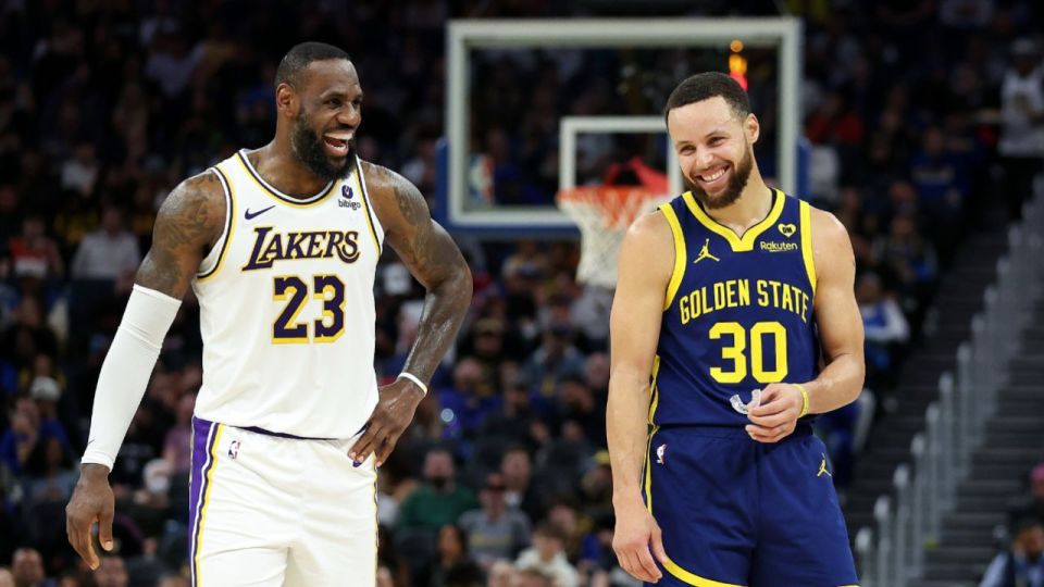 开云体育app-勇士vs湖人焦灼之战，双方实力对比看点十足的简单介绍