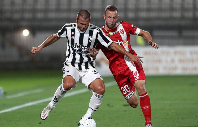 开云体育app-博洛尼亚主场不敌强敌，战绩遭受挑战的简单介绍