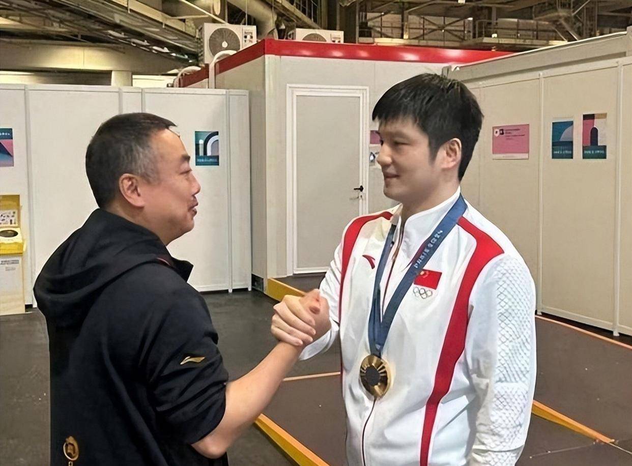 开云体育APP下载-关于刘国梁的伤退让粉丝历史性的信息