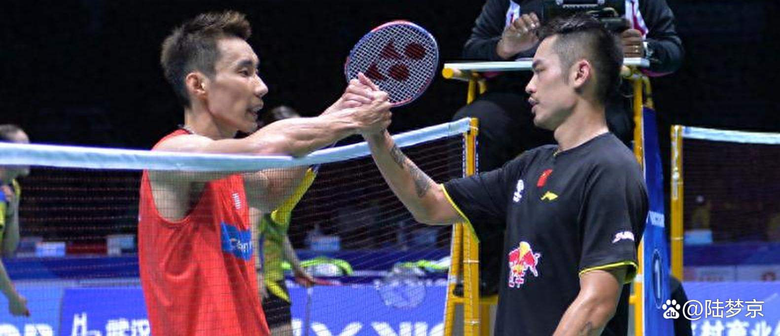 包含排球明星林丹将伤退的词条