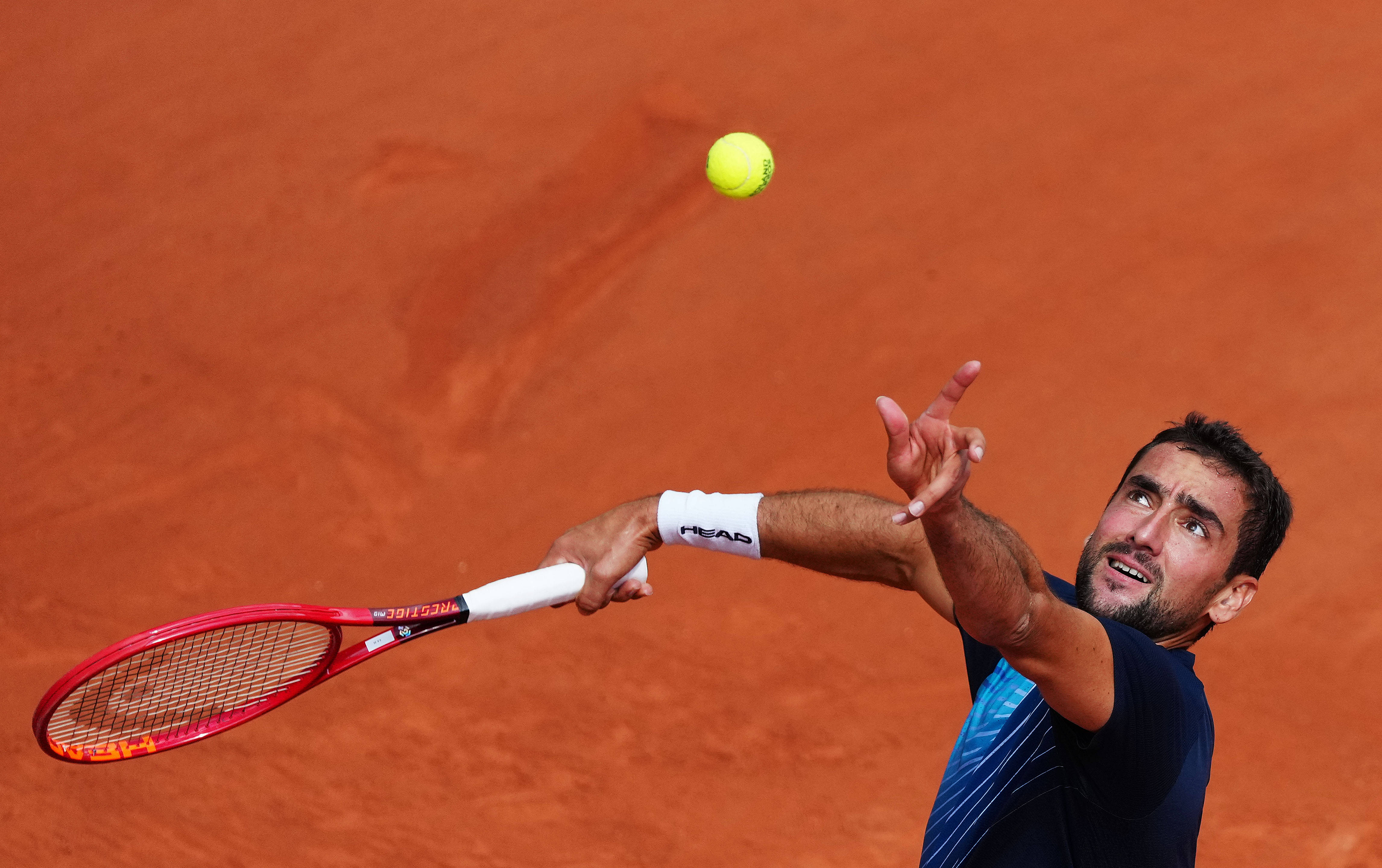 开云体育入口-费德勒在洛杉矶的比赛中逆转