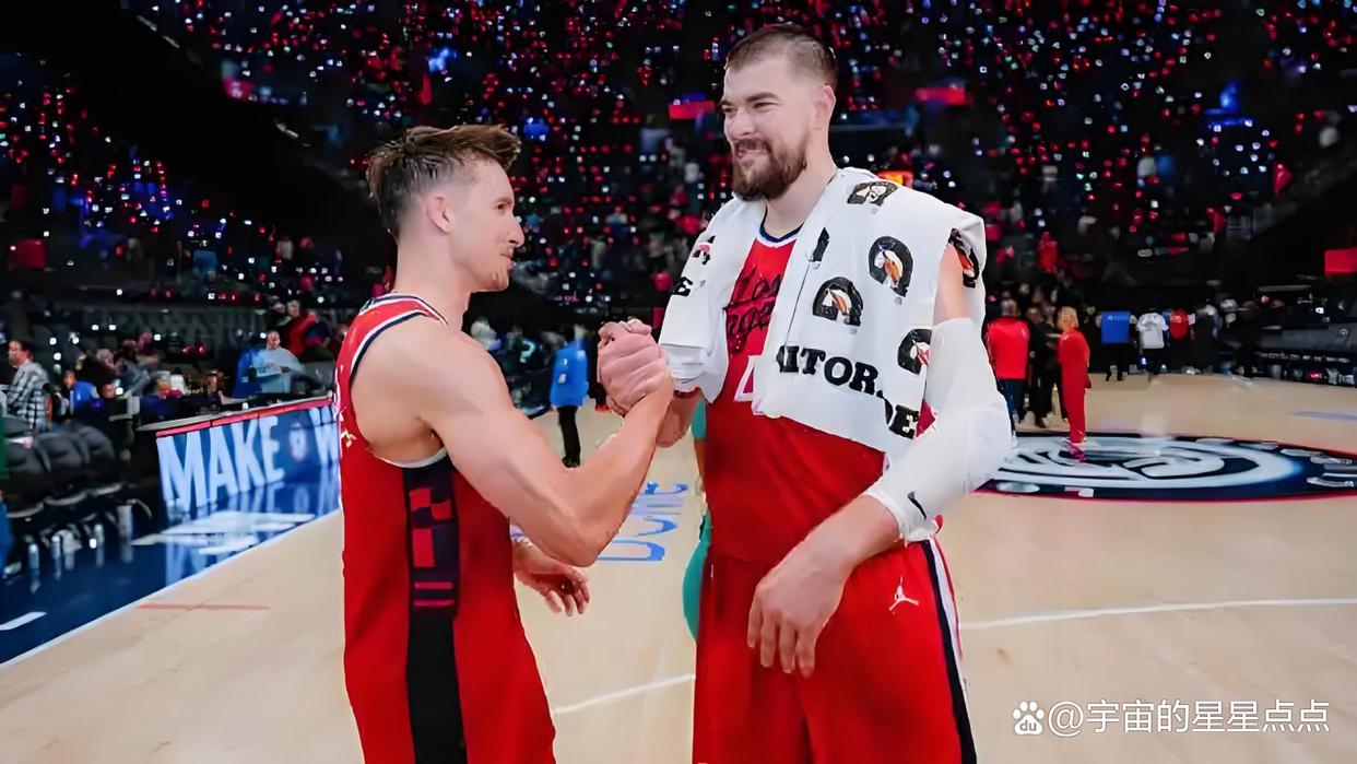 包含勇士大胜快船，豪取主场四连胜的词条