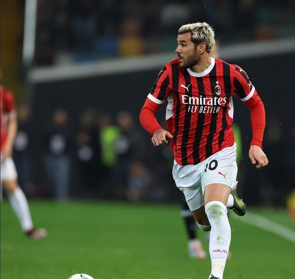 开云下载-包含AC米兰横扫意大利，萨内爆发神勇的词条