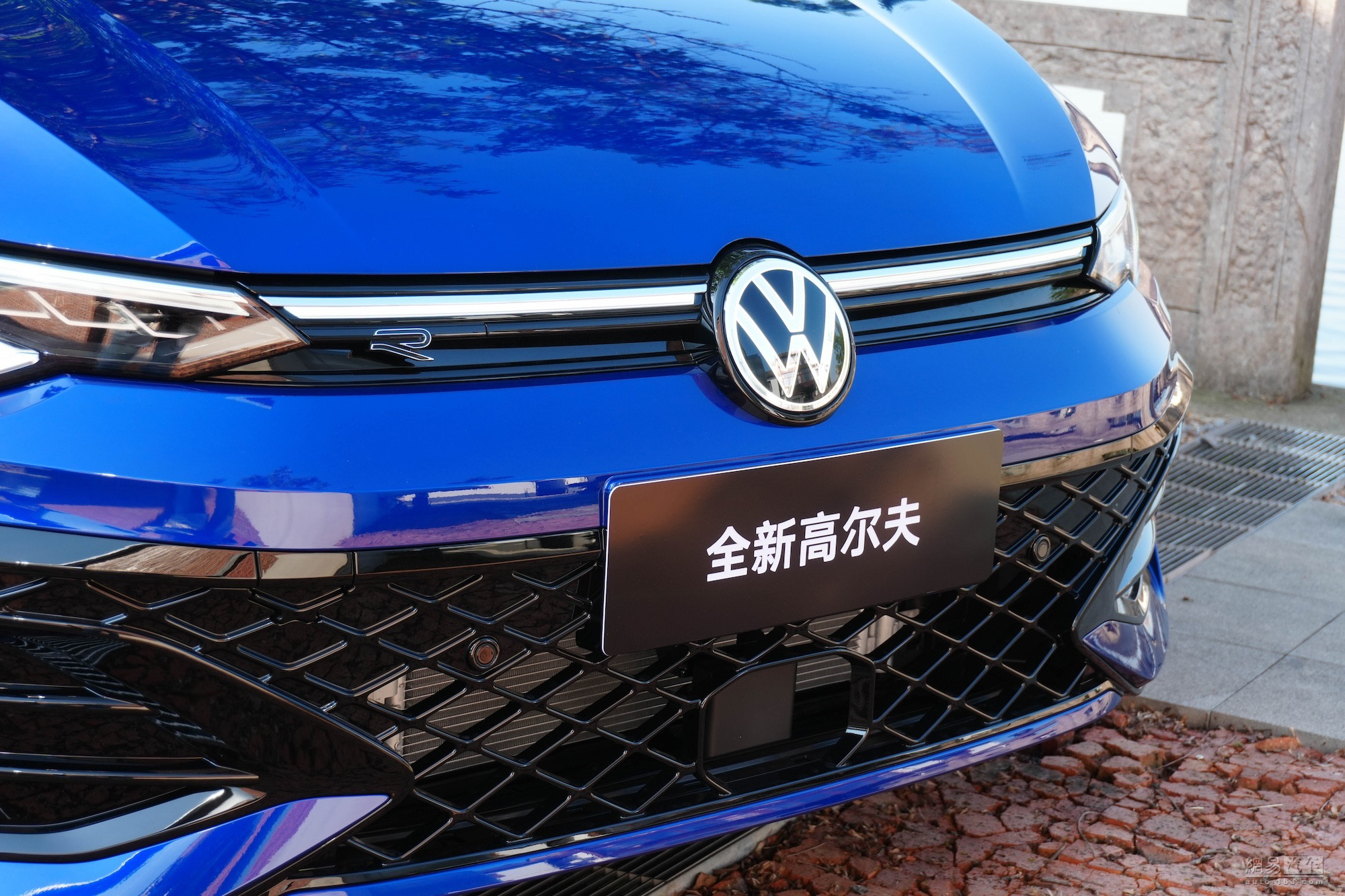 包含全球热议！高尔夫场外八卦引关注的词条