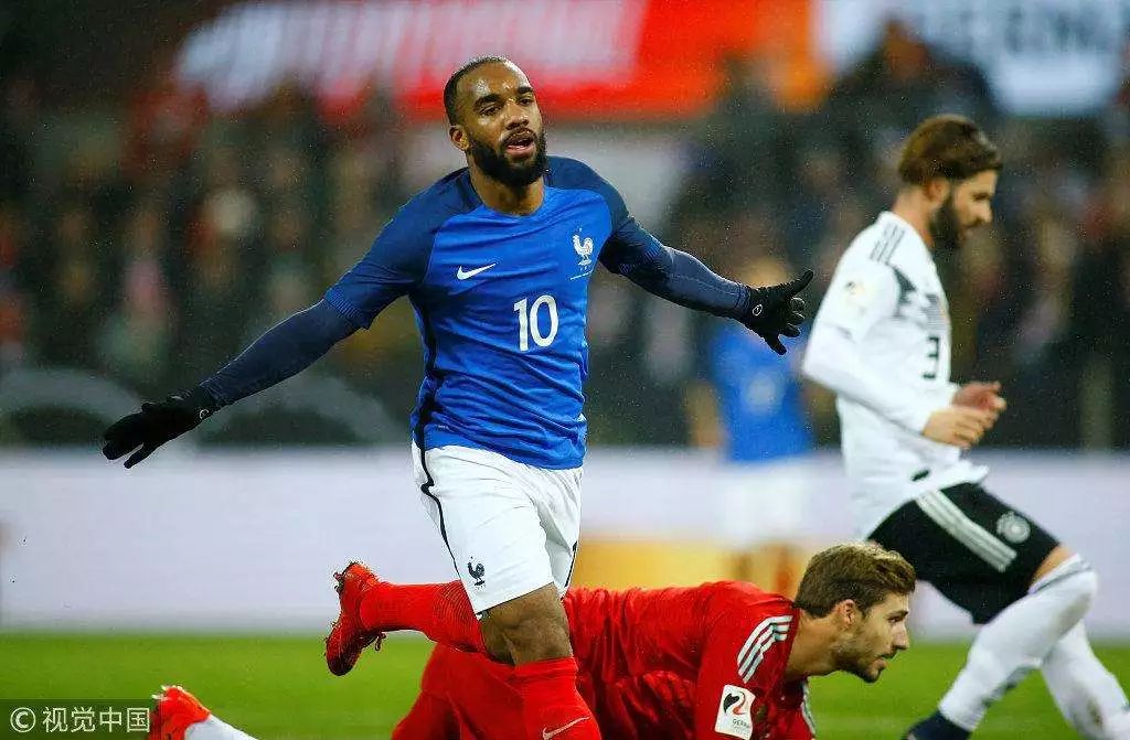 开云体育APP下载-韩国队横扫法国队，黄鸭组合统治全场